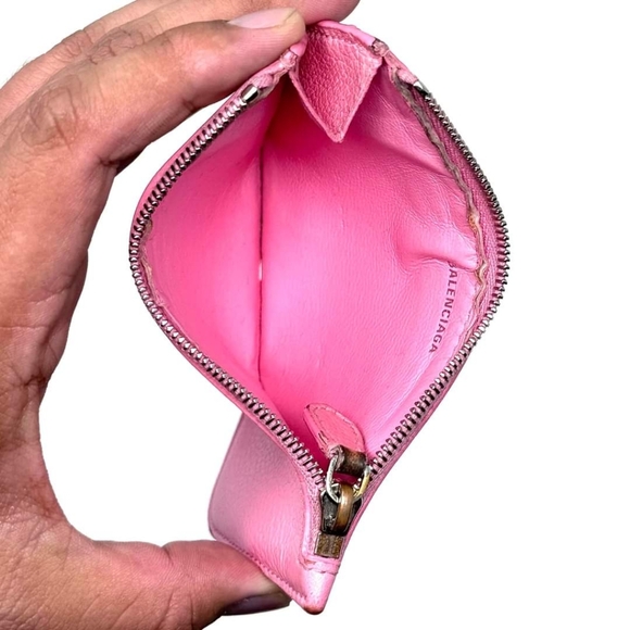 ▪️🔥🎀 BALENCIAGA ZIPPY WALLET 🎀🔥▪️ - Picture 3 of 8